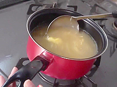 ネトラレーゼ 料理研究家の妻が自宅で寢取られてた話し 最上さゆき ntrd-076