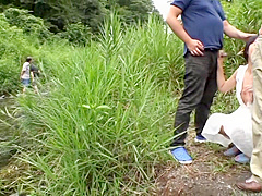 Tsubomi つぼみさん 騙されて河原で撮影した事が思い出になってしまう