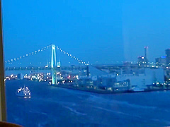 尻貴族 波瑠まいな、美咲ヒカル