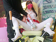 自慰 乳夹 震动棒 窒息