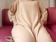 fc2流出日本女优肥臀痴女小姐姐的鲜嫩鲍鱼夹得我心慌 女神丁字裤大屁股诱惑