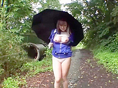 japanese girl masturbated in the rain