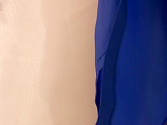 [大西好葉]清楚系のパイパン美少女がパンティをずらして一人エッチに夢中