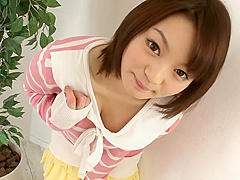 [大西好葉]清楚系のパイパン美少女がパンティをずらして一人エッチに夢中