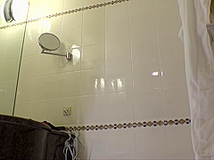 FC2PPV-1226992 2019年最高傑作【無許可中出し】無限潮吹き！巨乳人妻　浮気中に乳揉まれながら旦那に電話させられ理性崩壊