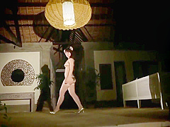 Mayu gold bikini Gravure