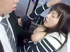 Mao Hamasaki Squirt in Bus