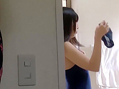 NHDTA-969 媚薬イラマの快楽で漏らすほど喉奥性感帯をチ○ポで突かれ覚醒するMっ子JK
