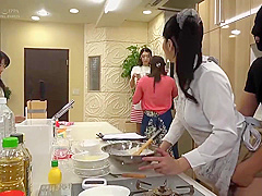 jav ass fuck while cooking