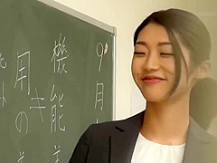 とある高専の工作サークル部員からの投稿映像 マドンt女教師を部室へ誘い込み DIYしたオリジtル固定器具を使って遊び半分で完全拘束！！