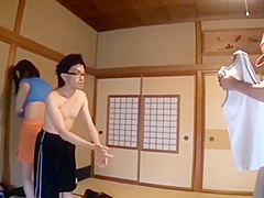 Haji no Ryoko Hitodzuma 002