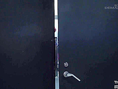 Japanese model was getting fucked in the studio, in front of a hidden camera, not knowing it