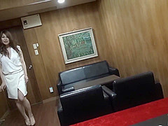 AUKS-072 WHORE LESBIAN REAL ESTATE COMPANY – FEMALE BEA