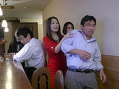 [AUKG-408] A MARRIED WOMAN PREDATOR LESBIAN SERIES A LE