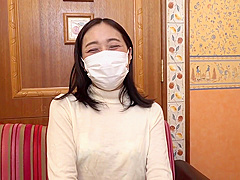 B First Shot Beautiful Married Woman Who Loves Blowjob With Black Hair Slender