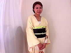 Misa Iwasaki Petty Milf Wanting To Get Rid Of Kimono