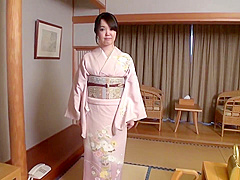 Maiko Nagaoka Chitsu Is Put In Plenty Of Odd No Kimono Wife
