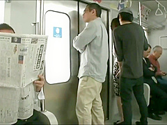 VKO-324 痴漢を受け入れる人妻