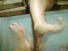 ligui Two beautiful women in prison