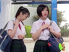 SEX Schoolgirls in Summer Vacation mmgh90