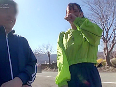 magic miror box with a nice girl She has good smasth and so good