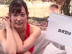 magic miror box with a nice girl She has good smasth and so good