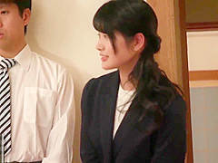 看房偶遇前女友！就在现任女友旁边开始偷情！ fset-807