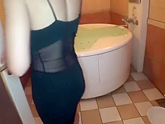 FC2PPV-1079855 静岡県在住 ゆきちゃん(年齢不詳)