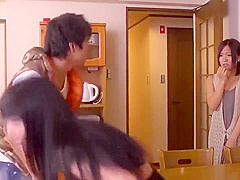 one boy and two sister jaapan