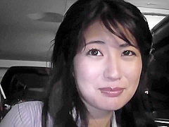 GNAB-023 Hとお小遣いに興味のある都内で働くOLさんにリモバイ散歩をお願いしたところ赤面しながら羞恥興奮し