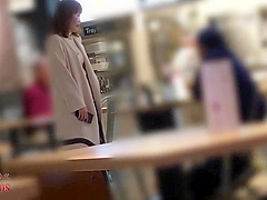 Call A Girlfriend Who Is Date With A Boyfriend