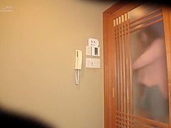 OKYH-058 ひより（24）推定Fカップ 箱根温泉郷で見つけた女子大生 タオル一枚 男湯入ってみませんか？