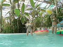 He picked her from the pool, to fuck her