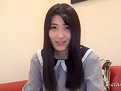 Mao Year Old Neat System Slenderness Screaming Acme Young Wife Out In A Large Amount