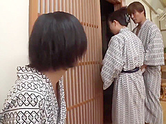 JP College Student fuck Husband and wife