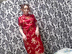 Musume 052120 01 Yoko Minegishi Gently take off my China dress