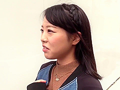 Asian trying sextoys for first time