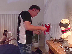 Sexy Asian teen loves to play before sex