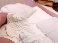 Appearance A Model Style Older Sister With Three Times Of Fairness Beauty And Slender While The Sensitivity Is Good And The Nipple And Chestnut Are Erected