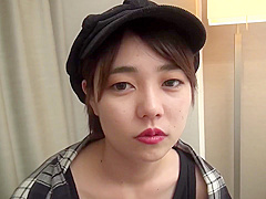 B The Super Slender Body Of 17150 Is More Than 8 Heads