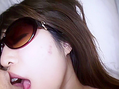 Raw Saddle Wearing Sunglasses Ng Hirayama Hina