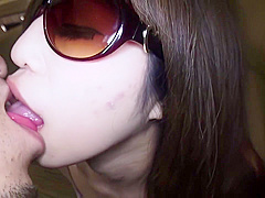 Raw Saddle Wearing Sunglasses Ng Hirayama Hina