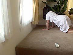 DIPO-079 マル秘隠し撮り映像流出！！ 中年おやじが隠し撮りした爆乳人妻との密着汗だくSEX 3 世間知らずの人妻がおやじの口車にのせられ