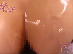 girl playing lotion first time and got addicted