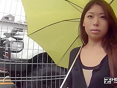 Yuko Sakura Gets Fucked Sweet Her Son's Friend 1