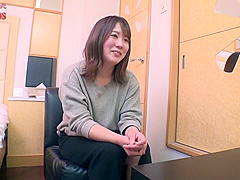 Uncensored Personal Photography A Housing Complex Wife Who Seems To Be In The Neighborhood Came