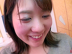 Uncensored Personal Photography A Housing Complex Wife Who Seems To Be In The Neighborhood Came