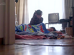 2K 大檔 平岡里枝子 - 僕は子供部屋おじさんです。母で性欲処理をすませています。桃色かぞくVOL.14 [