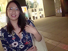 27yo tight Cambodian Chinese Pussy