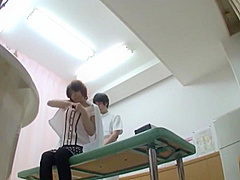 マッサージ師に欲情した巨乳とセックス EP1